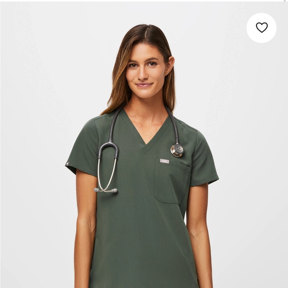 Figs Women's V-Neck Scrub Top in Olive Green